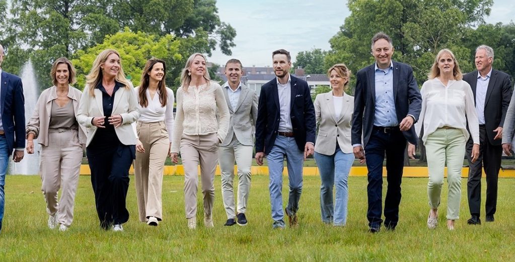 Van Uffelen team bewerkt oktober 2025 HR 2000px crop
