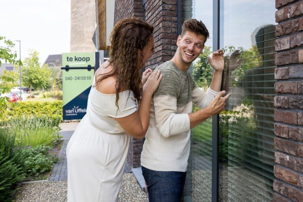 2000px v Uffelen13aug 8 retouche