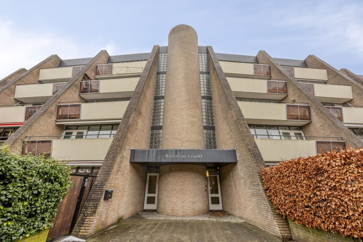 De Rozentuin 15 hoofdfoto