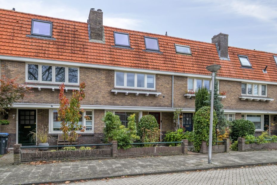 Pastoor van Arsplein 27 hoofdfoto