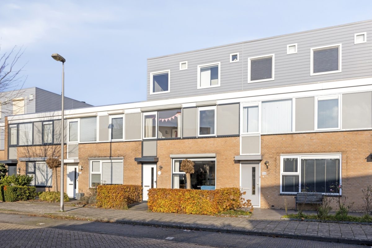 Roodkapje 108 hoofdfoto