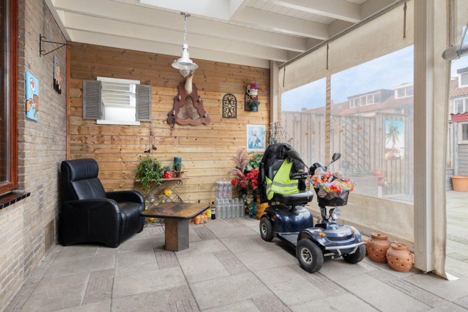 Van Aitzemastraat 13 foto 17